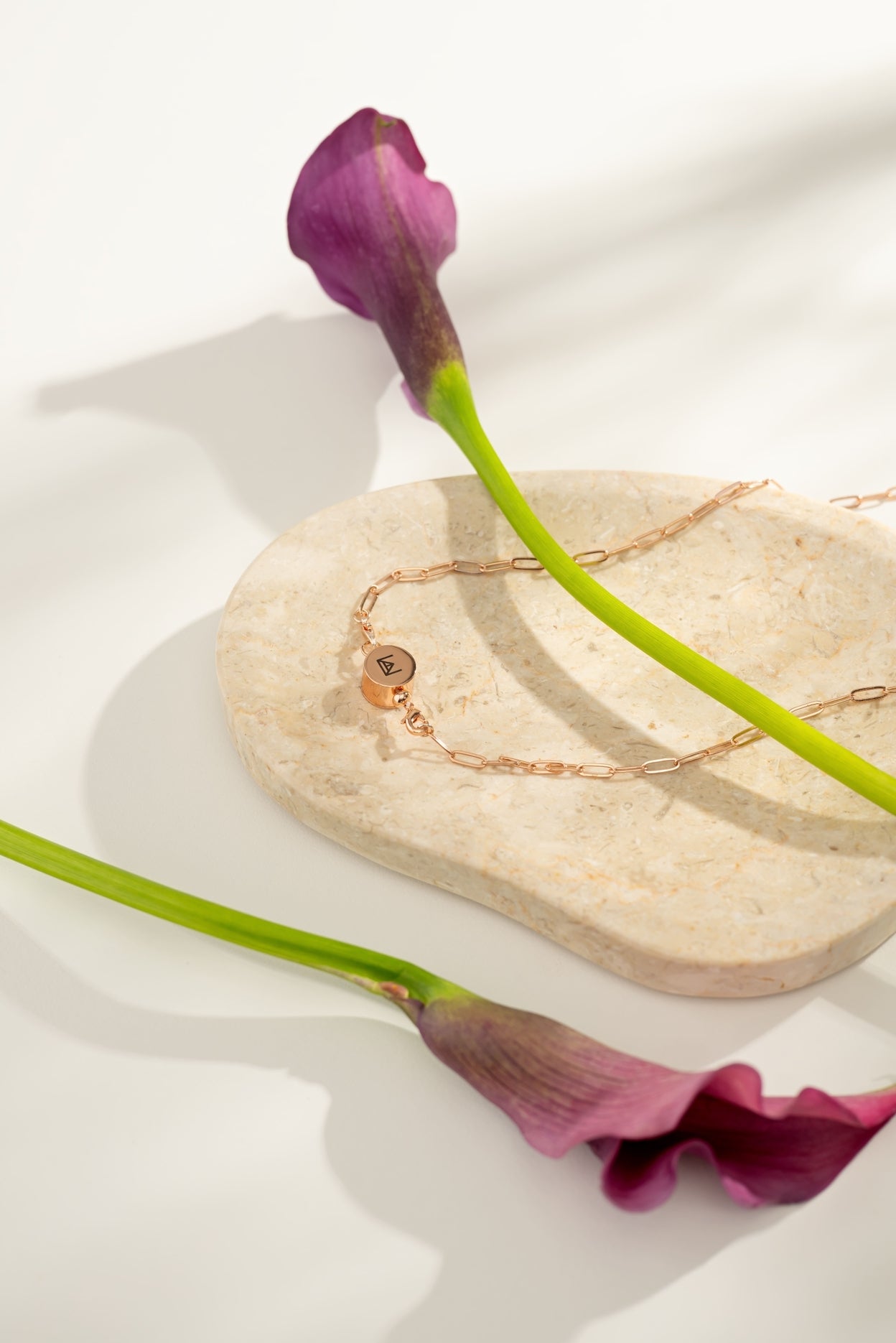 Elegant Rose Gold Easy Clasp