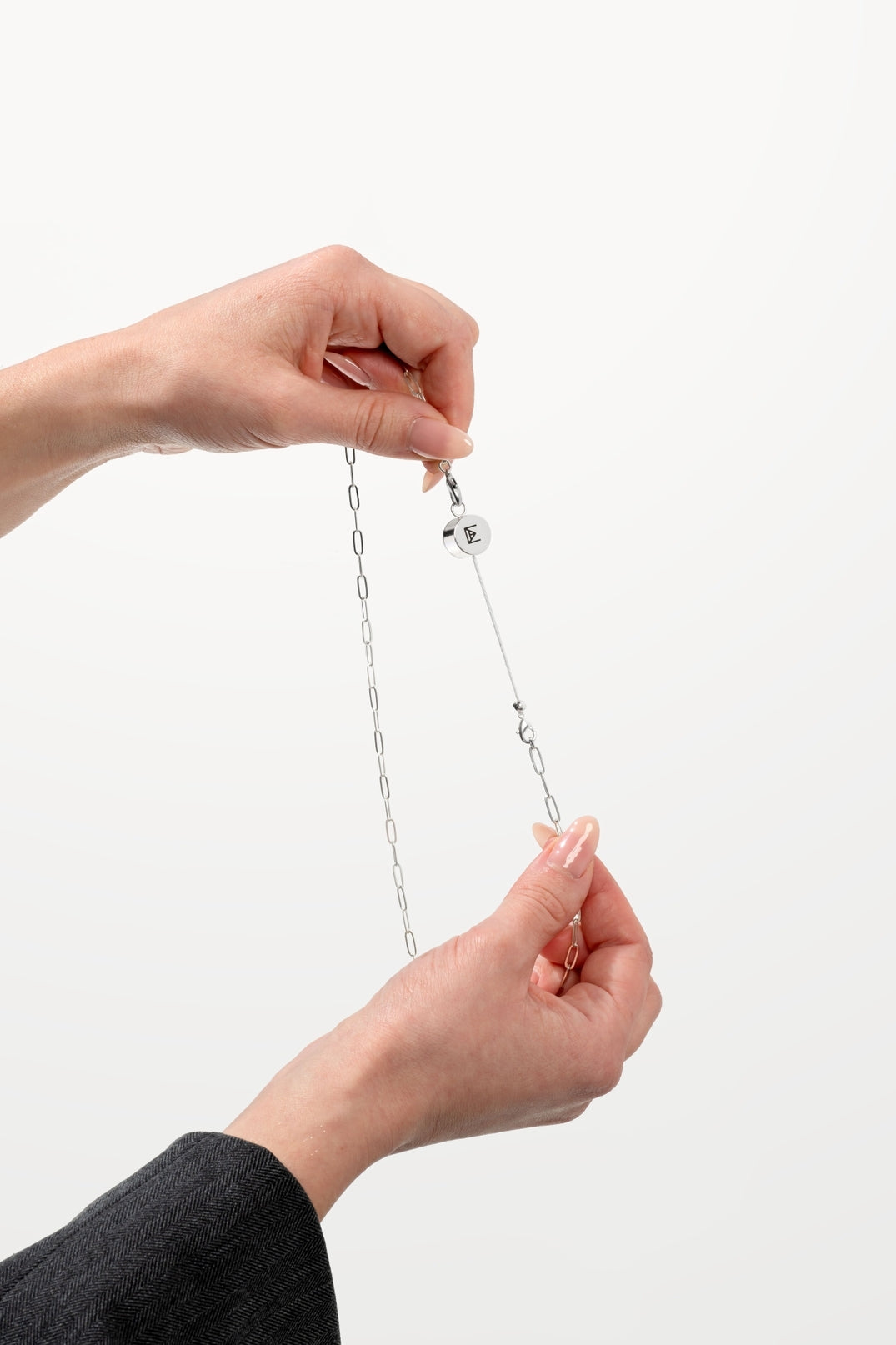 Radiant White Gold Easy Clasp